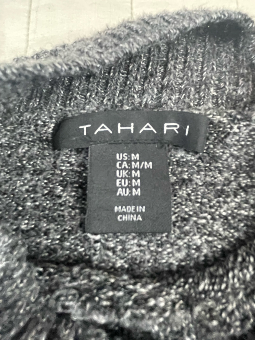 Tahari Gray Marled Turtleneck Sweater Medium (fits oversized) - Picture 2 of 8